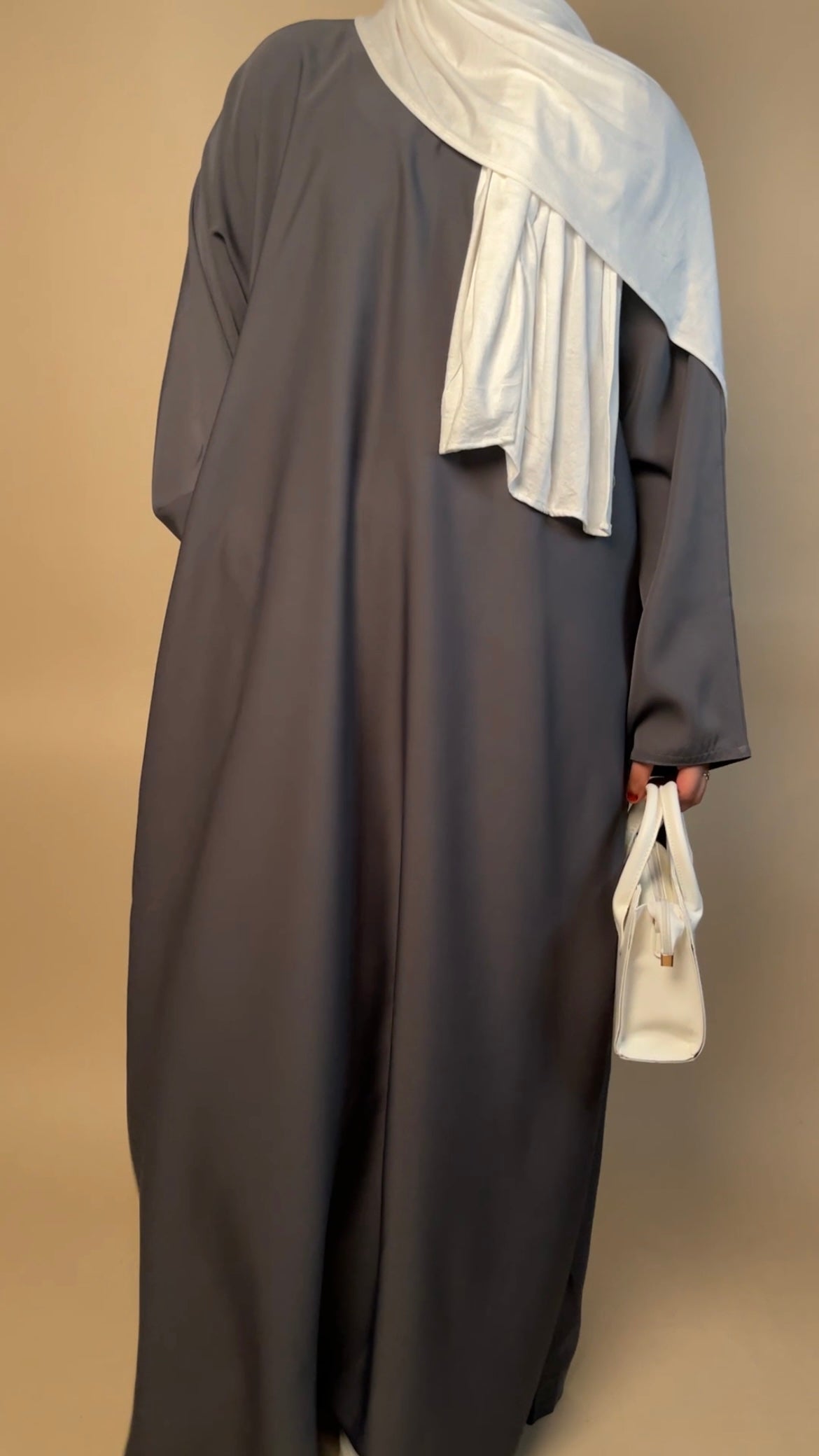 Nida closed abaya with pocket | Greens and Blues - MAYSHA Abaya