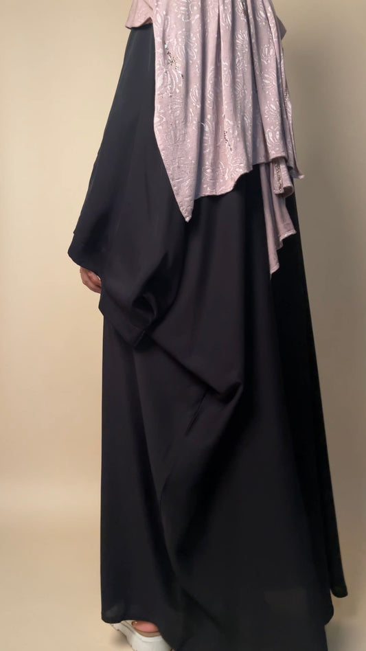 Nida Farasha/Butterfly abaya