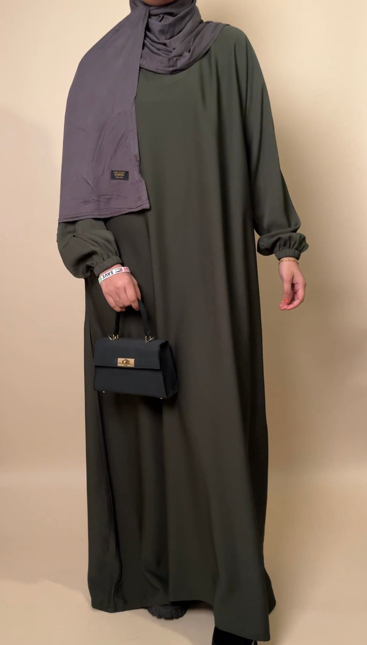 Zoom closed abaya | Greens and Blues - MAYSHA Abaya