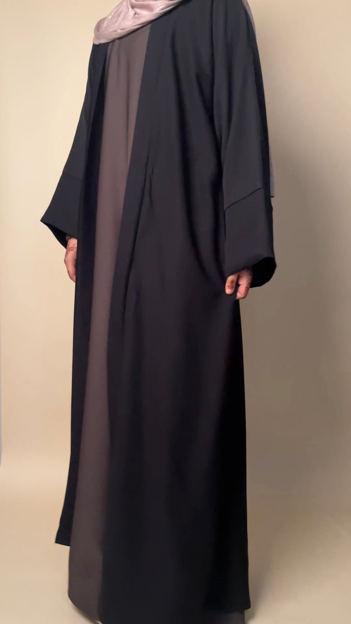 Nida open abaya